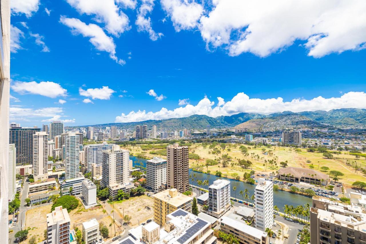 Tropical Retreat Near Waikiki Beach With Parking Apartment Honolulu Exterior photo