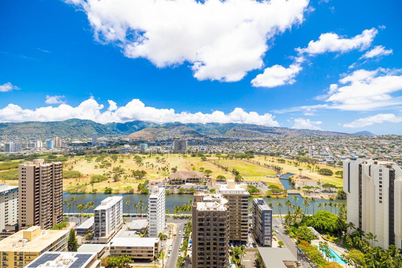 Tropical Retreat Near Waikiki Beach With Parking Apartment Honolulu Exterior photo